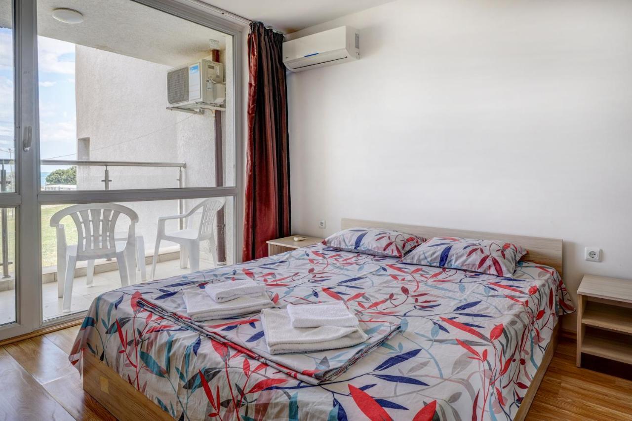 Saint George Hotel 1 발치크 외부 사진